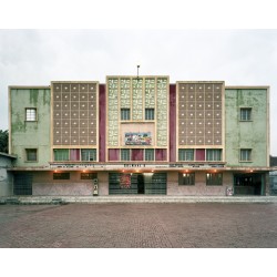 Sangam Cinema, Lobi Border,...